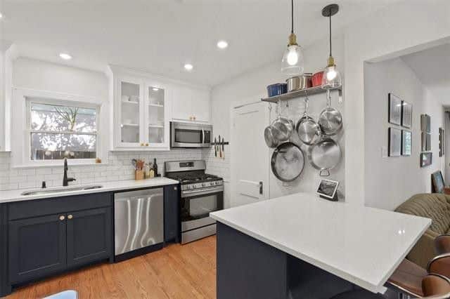 fadae7f7f62fa6a5b524678d5f03e80fl-m3776625238xd-w1020_h770_q80