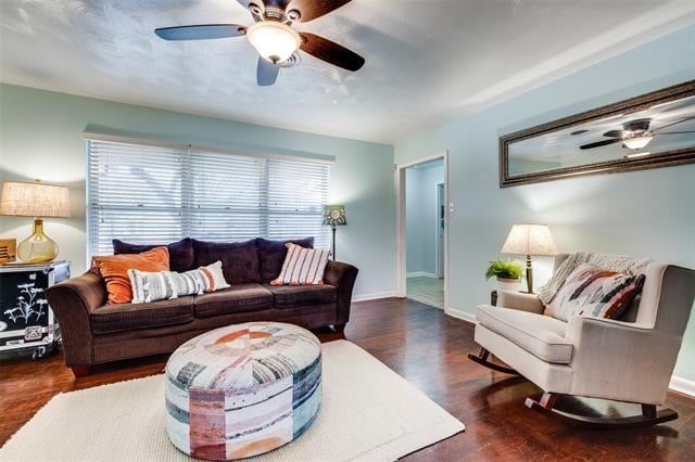 fb8610176244e3eb8b23840a7c8f4cd9l-m4105893714od-w1024_h768-1