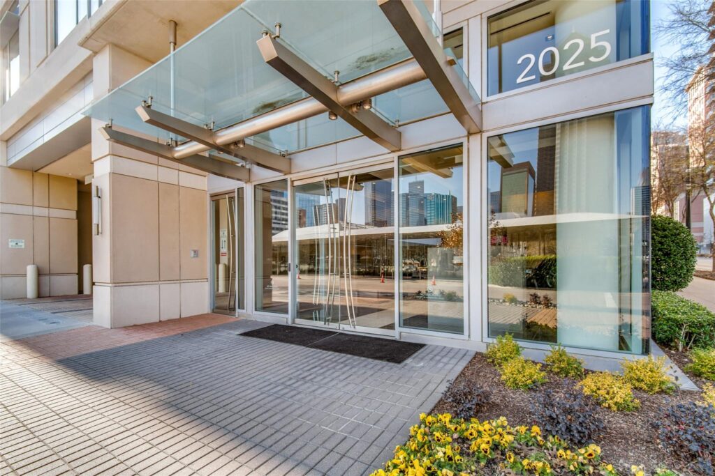 front-of-building-1024x683