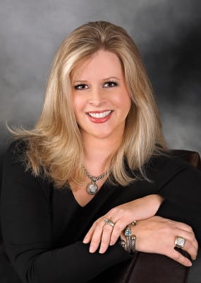 highresCATHYprofileshot2012-3-285x400