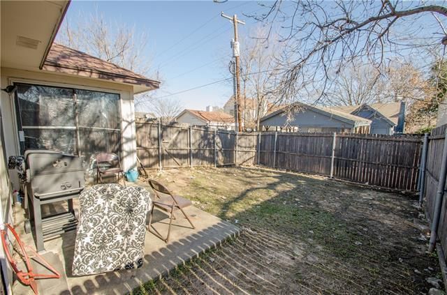 messy-yard