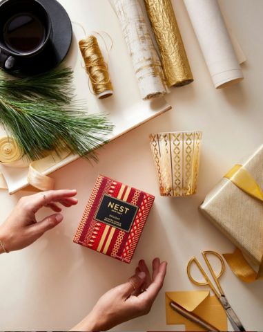 Colorful-French-Macarons-1