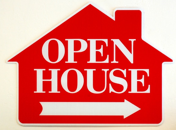 open-house-red-arrow-shaped