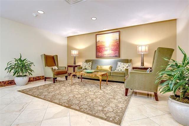 preston-tower-condos-c