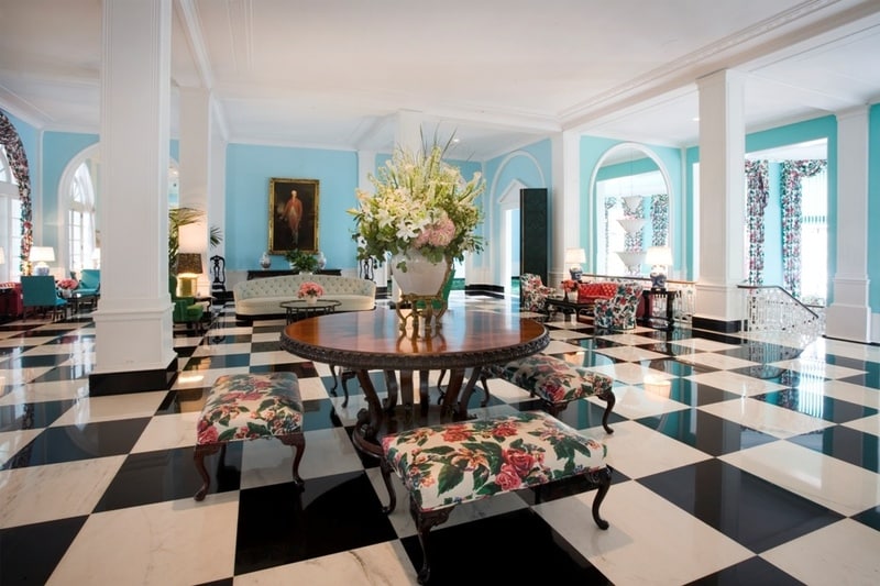 upper_lobby_at_the_greenbrier1